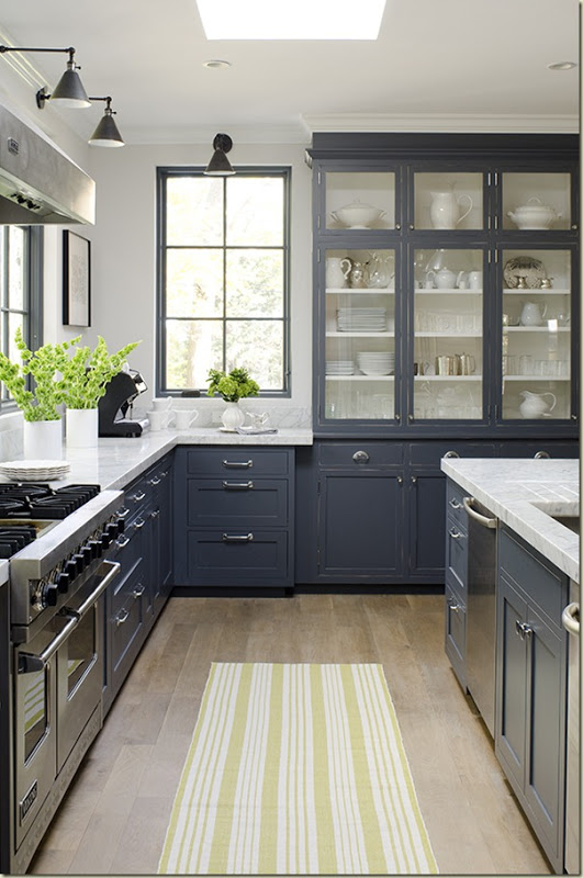 Amazing Timeless Shade of a Kitchen (5)