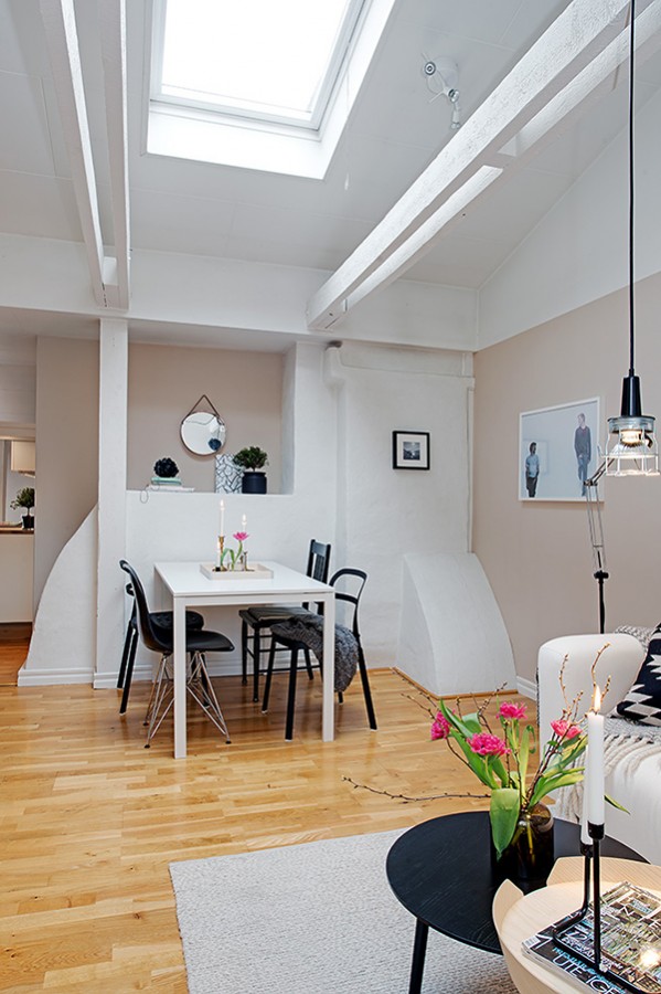 Swedish Attic Apartment with a Great View of City Heart (8)