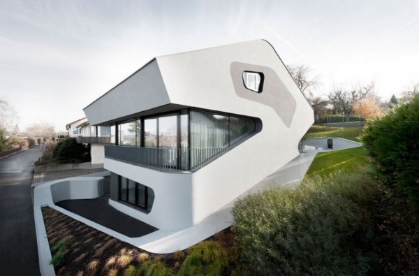 A Futuristic House Design in Stuttgart, Germany: The OLS House (16)
