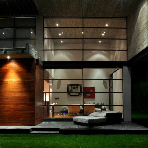 Modern Volumetric House Including Industrial Section in Mexico (8)