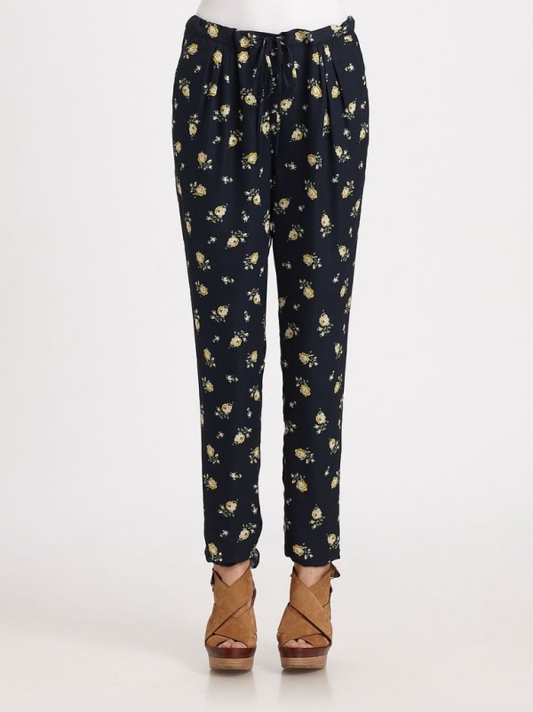 Try These Slouchy Printed Pants (5)
