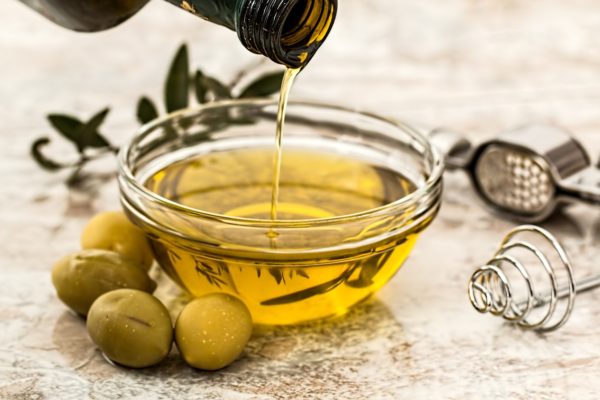 olive-oil-to-lessen fat in abdomen area