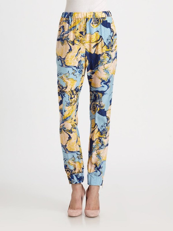 Try These Slouchy Printed Pants (10)