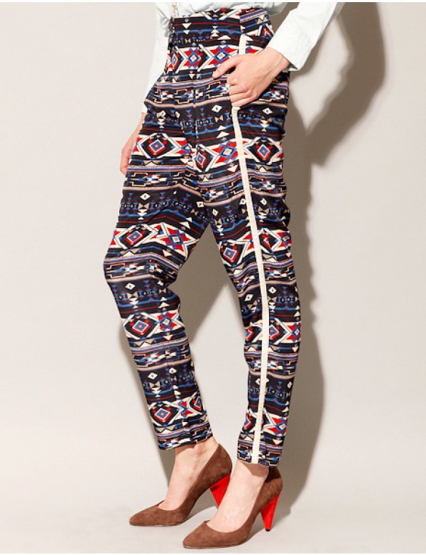 Try These Slouchy Printed Pants (3)