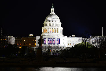 375px-Obama_Inauguration_Capitol_preparation_1-21-13