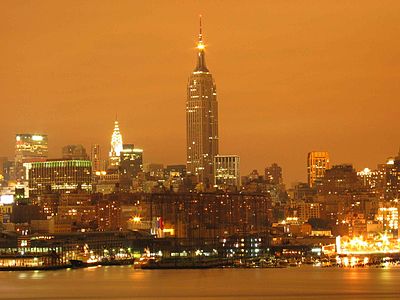 400px-Empire_State_Building_Night