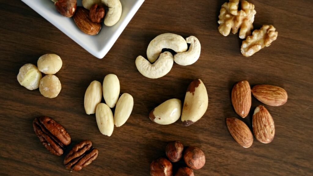 Health-Benefits-Of-Almonds-Healthlivingyoga.com